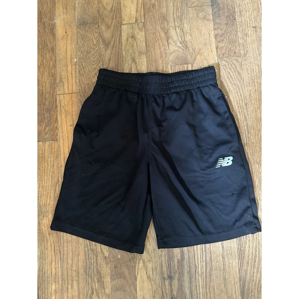 New Balance Black Mesh Athletic Shorts Size 12 Drawstring Breathable Elastic